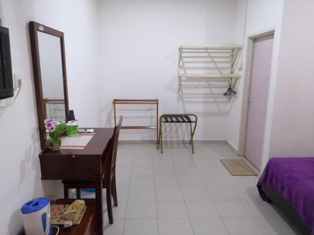 Huda Inn Pantai Cenang  Bagian luar foto