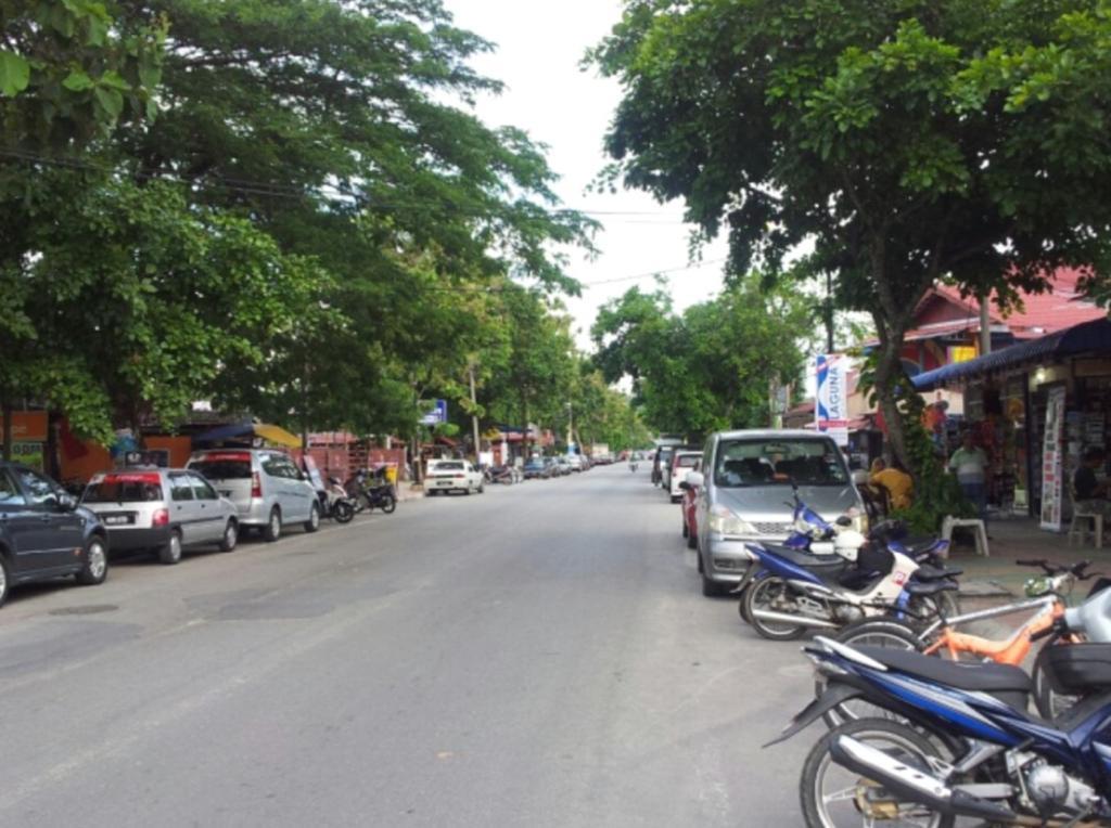 Huda Inn Pantai Cenang  Bagian luar foto
