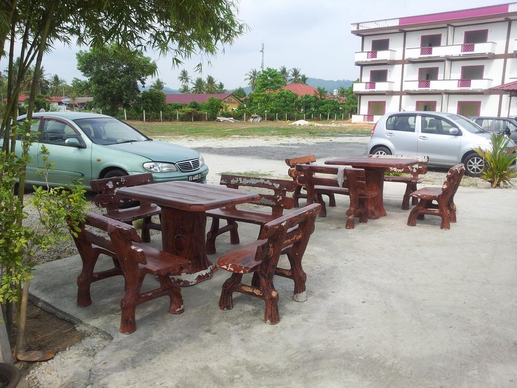 Huda Inn Pantai Cenang  Bagian luar foto