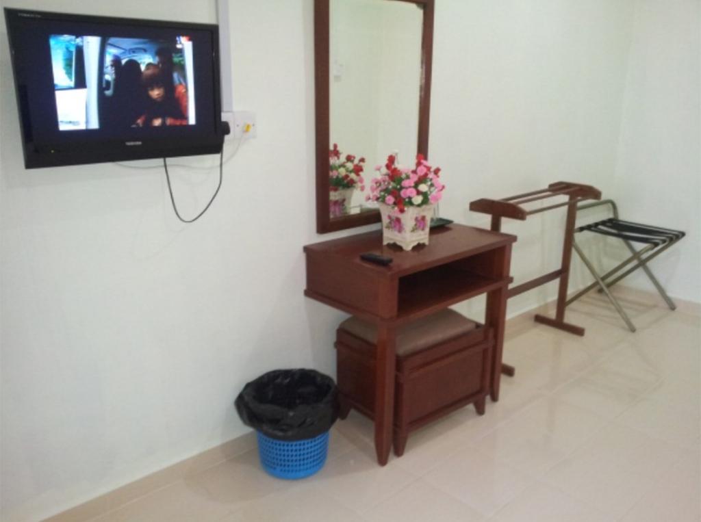 Huda Inn Pantai Cenang  Bagian luar foto