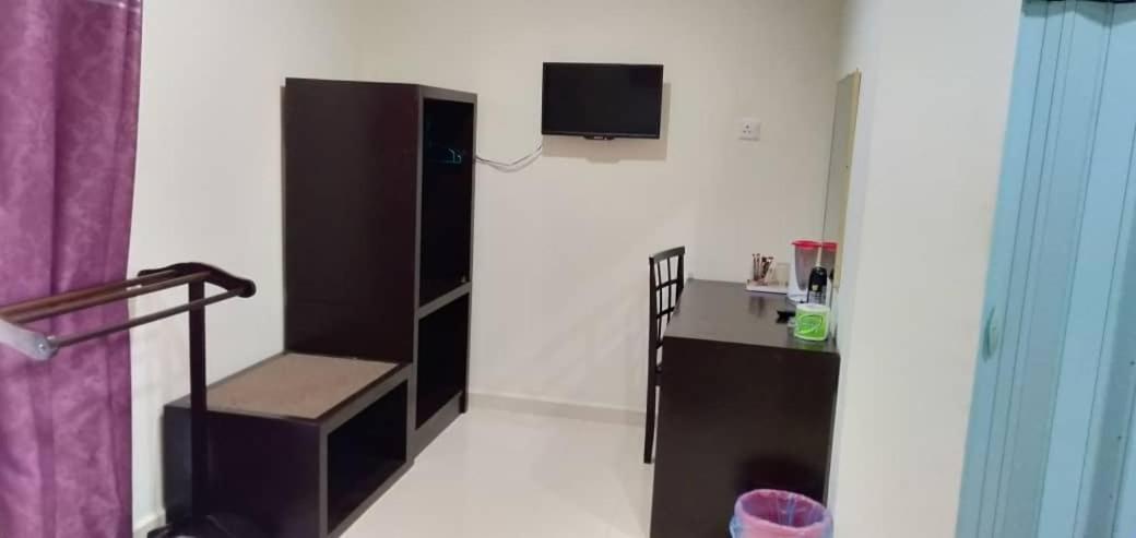 Huda Inn Pantai Cenang  Bagian luar foto